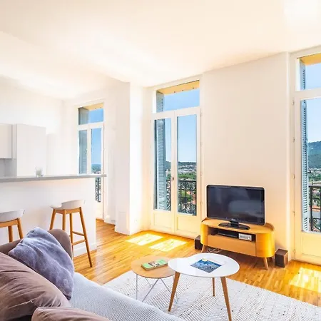 Apartman With A Panoramic View