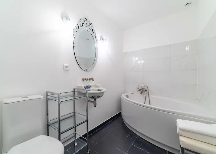 With A Panoramic View Hyères