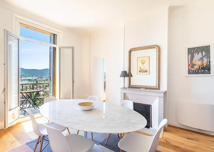 With A Panoramic View Apartman